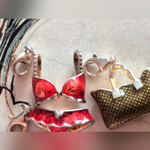 Thomas Sabo 925 Sterling Silver Red Bikini And Goldish Yellow Purse - Picture 1 of 9